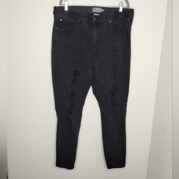Torrid Black Sky High Skinny Premium Stretch Distressed Jean Plus Size 18 - Picture 2 of 7